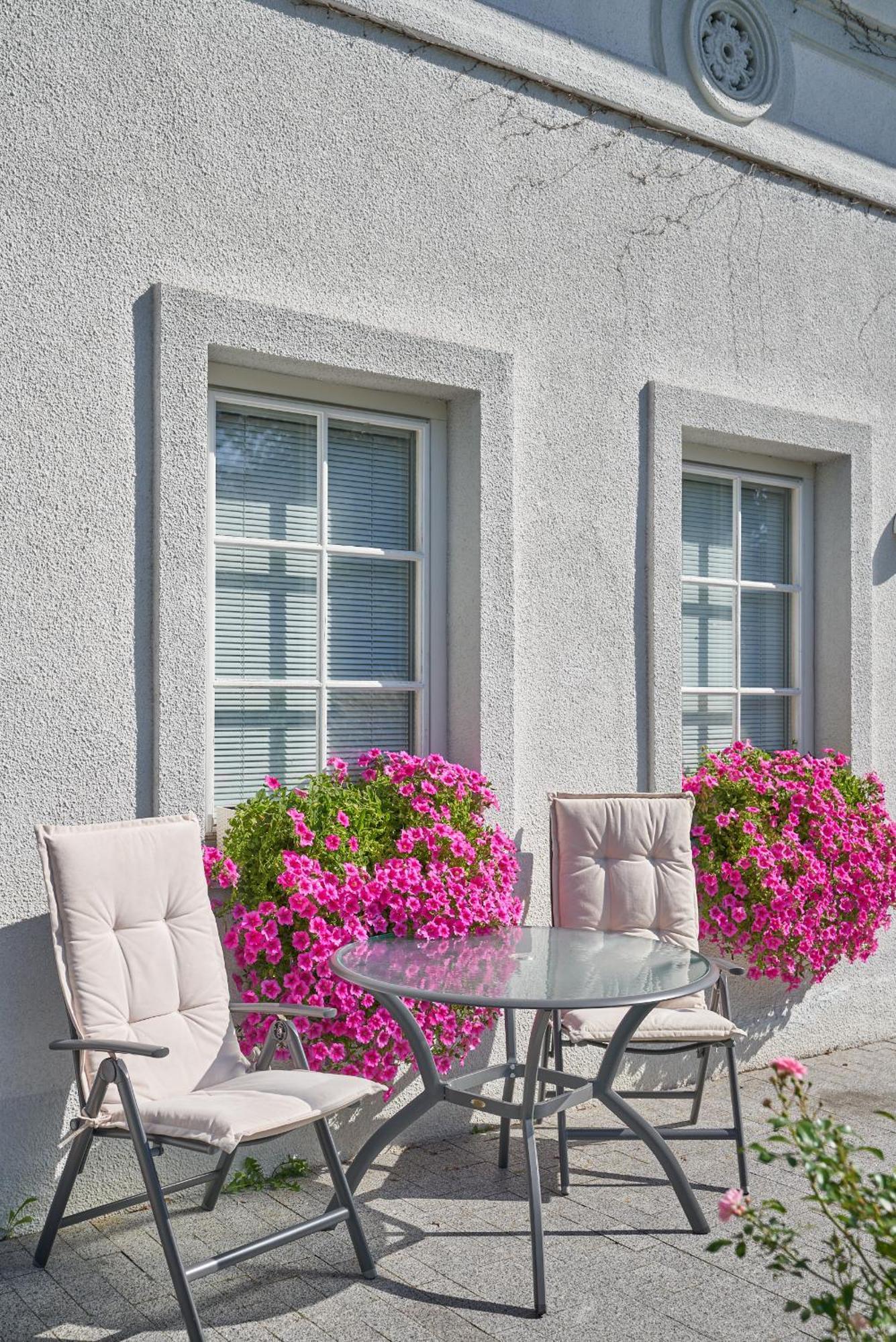 Big Apartment In Guesthouse Baden Exterior foto